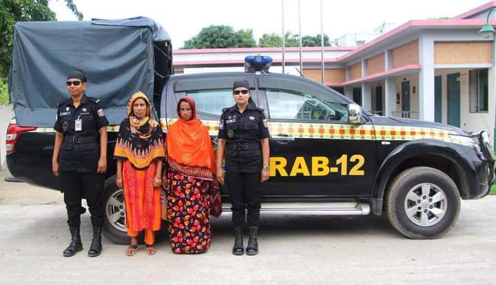 সিরাজগঞ্জে ৯৯০ পিস নেশা জাতীয় ইনজেশকনসহ দুই নারী আটক – Sirajganj News 24