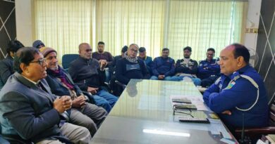 উল্লাপাড়া মডেল থানার নবাগত ওসির সঙ্গে সাংবাদিকদের মতবিনিময়