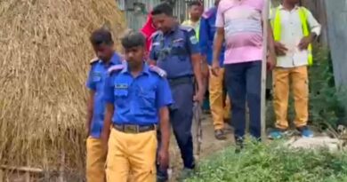 উল্লাপাড়ায় আধিপত্য বিস্তারকে কেন্দ্র করে দুই গ্রুপের সংঘর্ষ : বাড়িঘর ভাঙচুর, লুটপাটের অভিযোগ